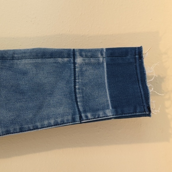 American Eagle Outfitters Super Low Jegging US Women's Size 4 Long Ripped - Picture 7 of 14